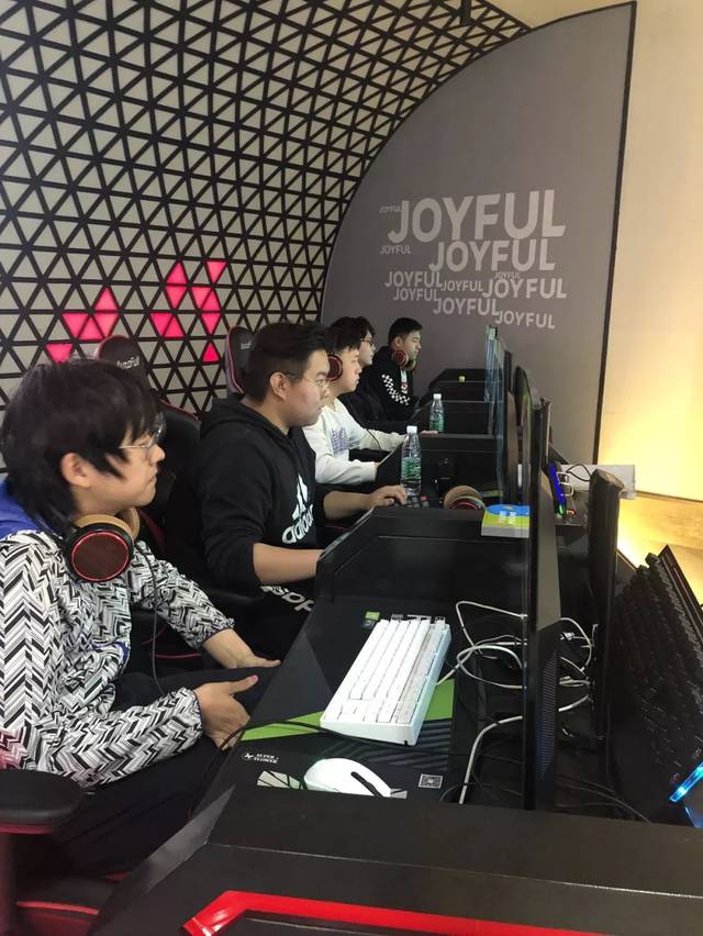 的一个风向 的一个风向